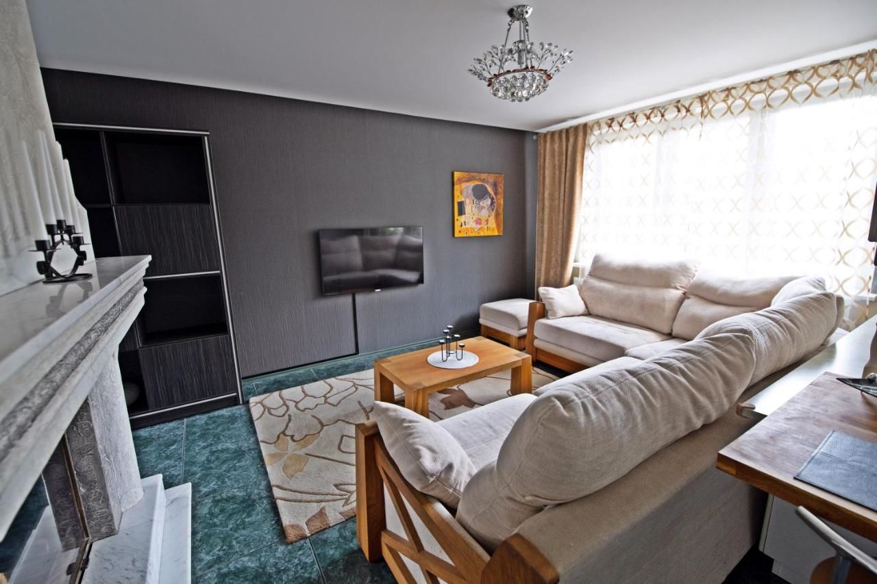 Апартаменты Apartment with fireplace in the middle of the town Шяуляй-4